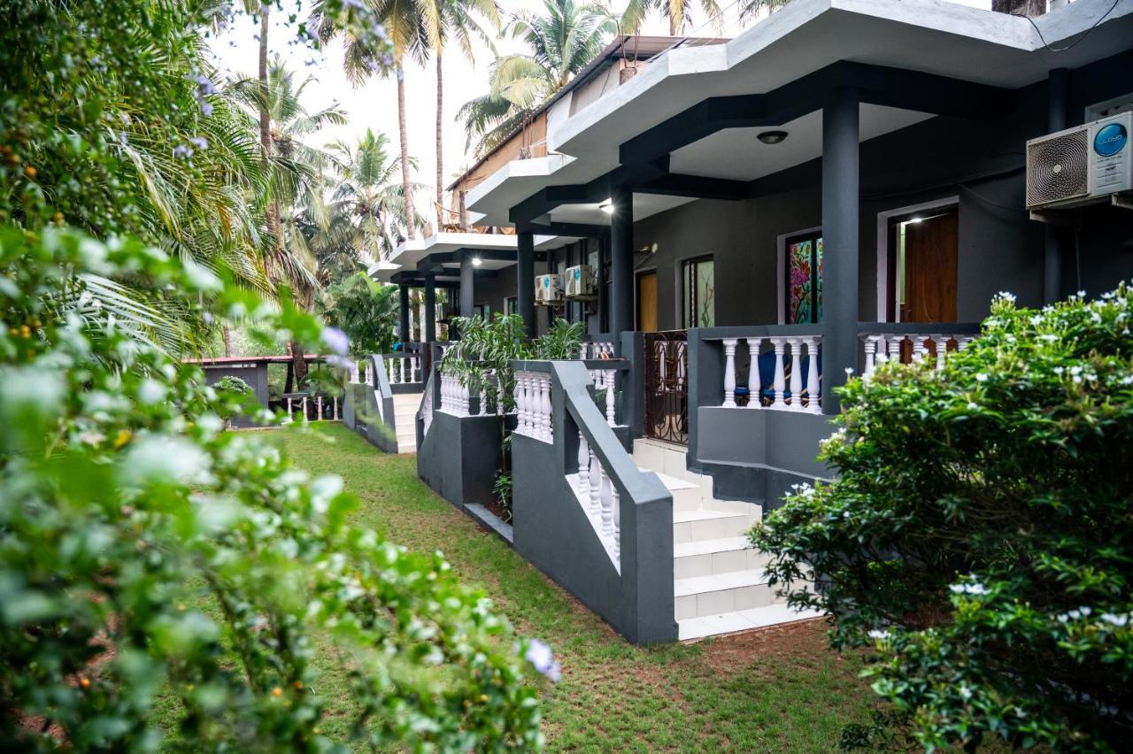Royal Orbit Resort Agonda Exterior photo