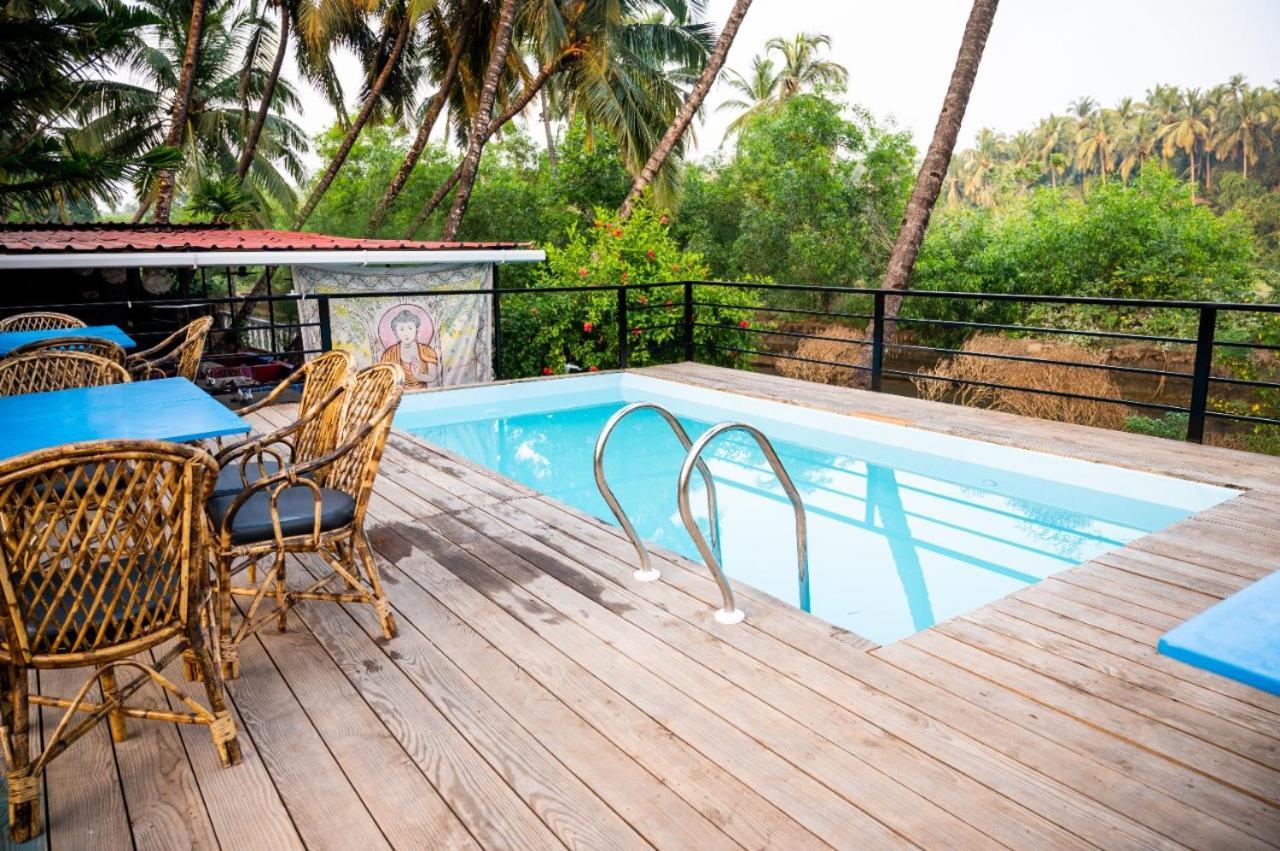 Royal Orbit Resort Agonda Exterior photo